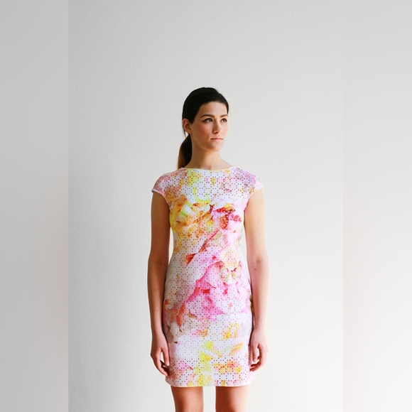 Julia Jordan | Floral Dress - Picture 2 of 4